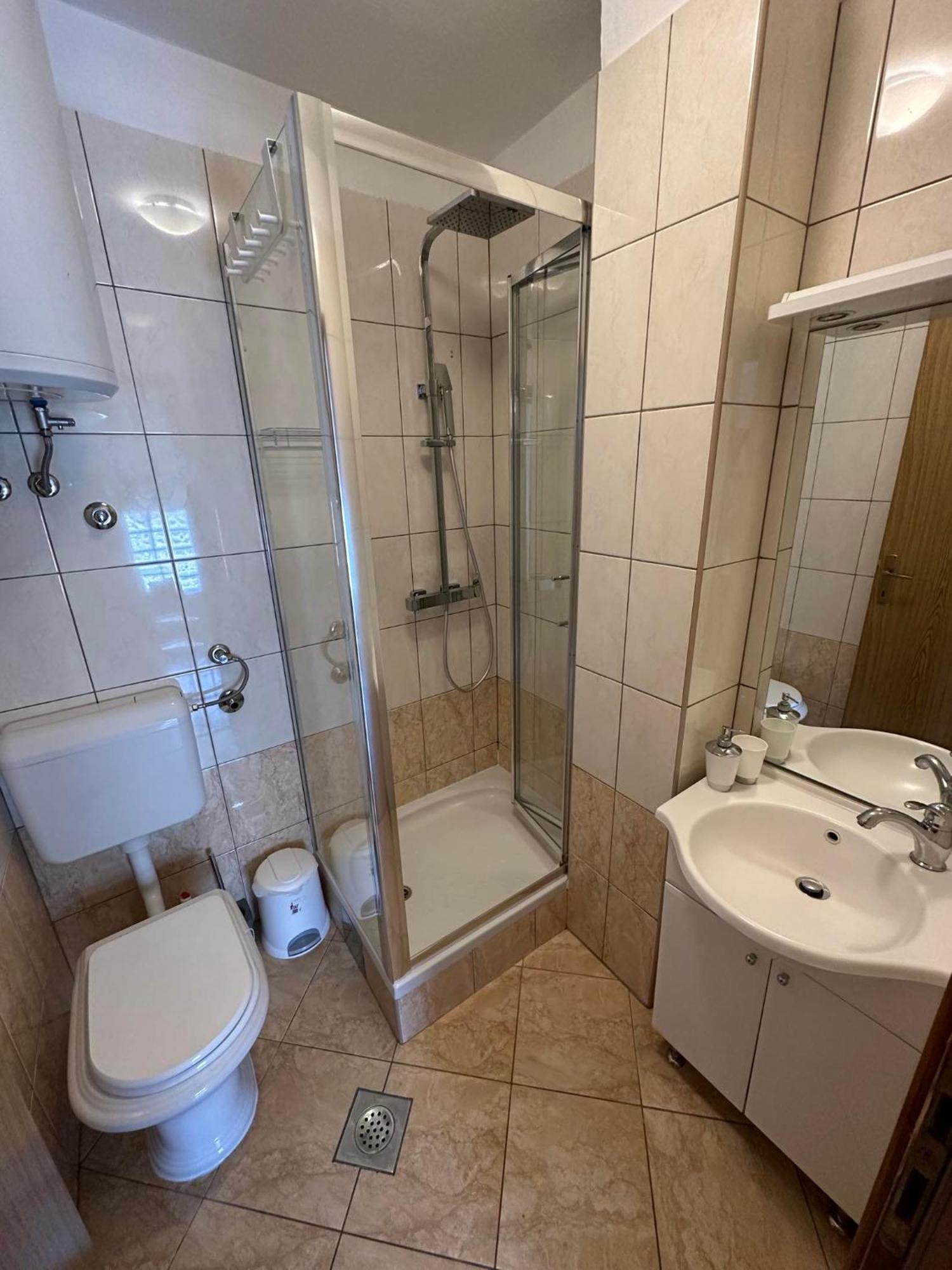 Apartmani Ljubica, Murter Bagian luar foto