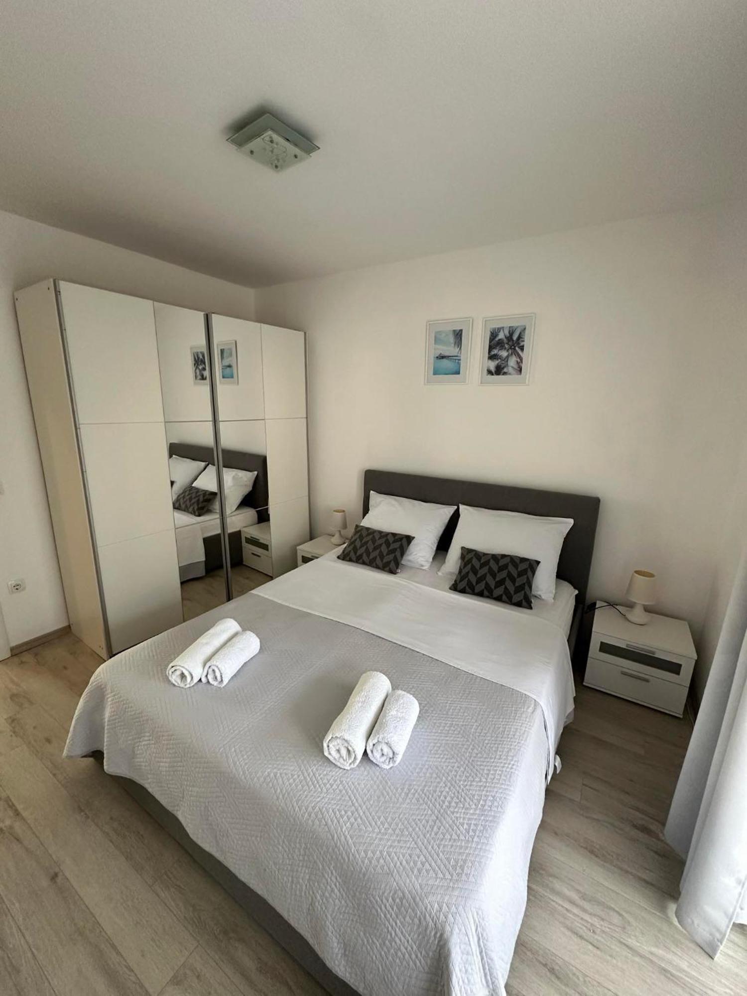 Apartmani Ljubica, Murter Bagian luar foto