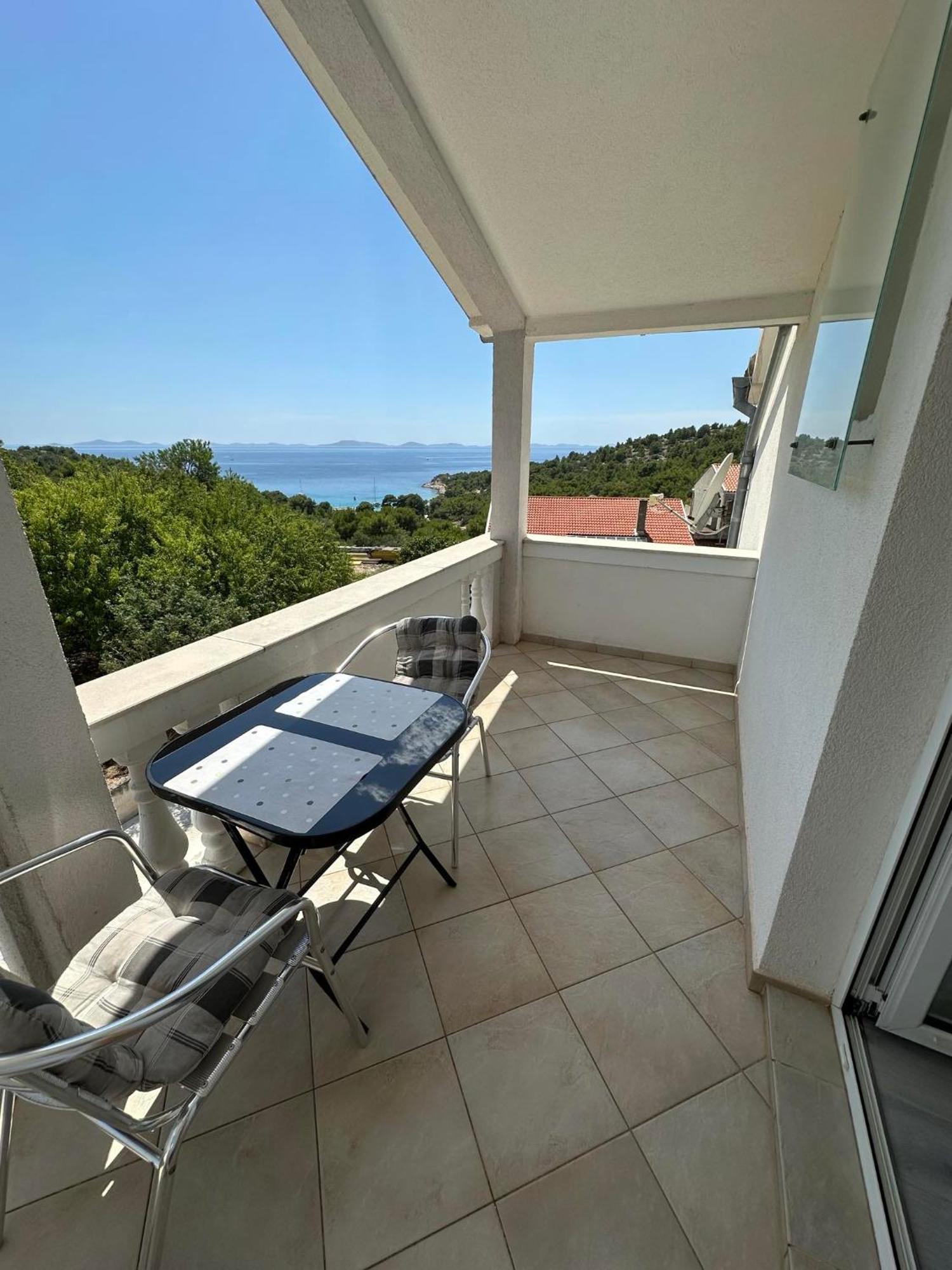 Apartmani Ljubica, Murter Bagian luar foto