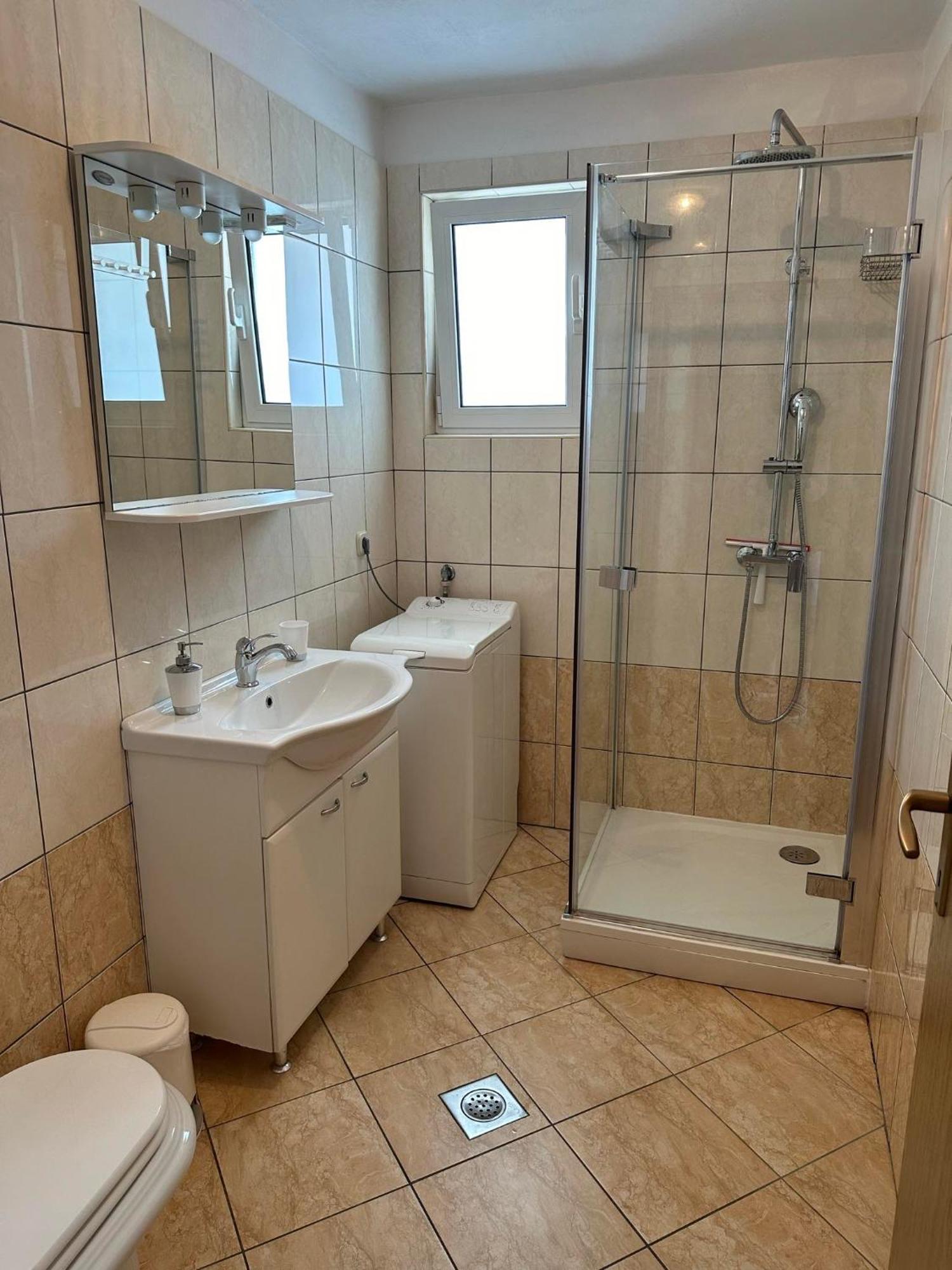 Apartmani Ljubica, Murter Bagian luar foto