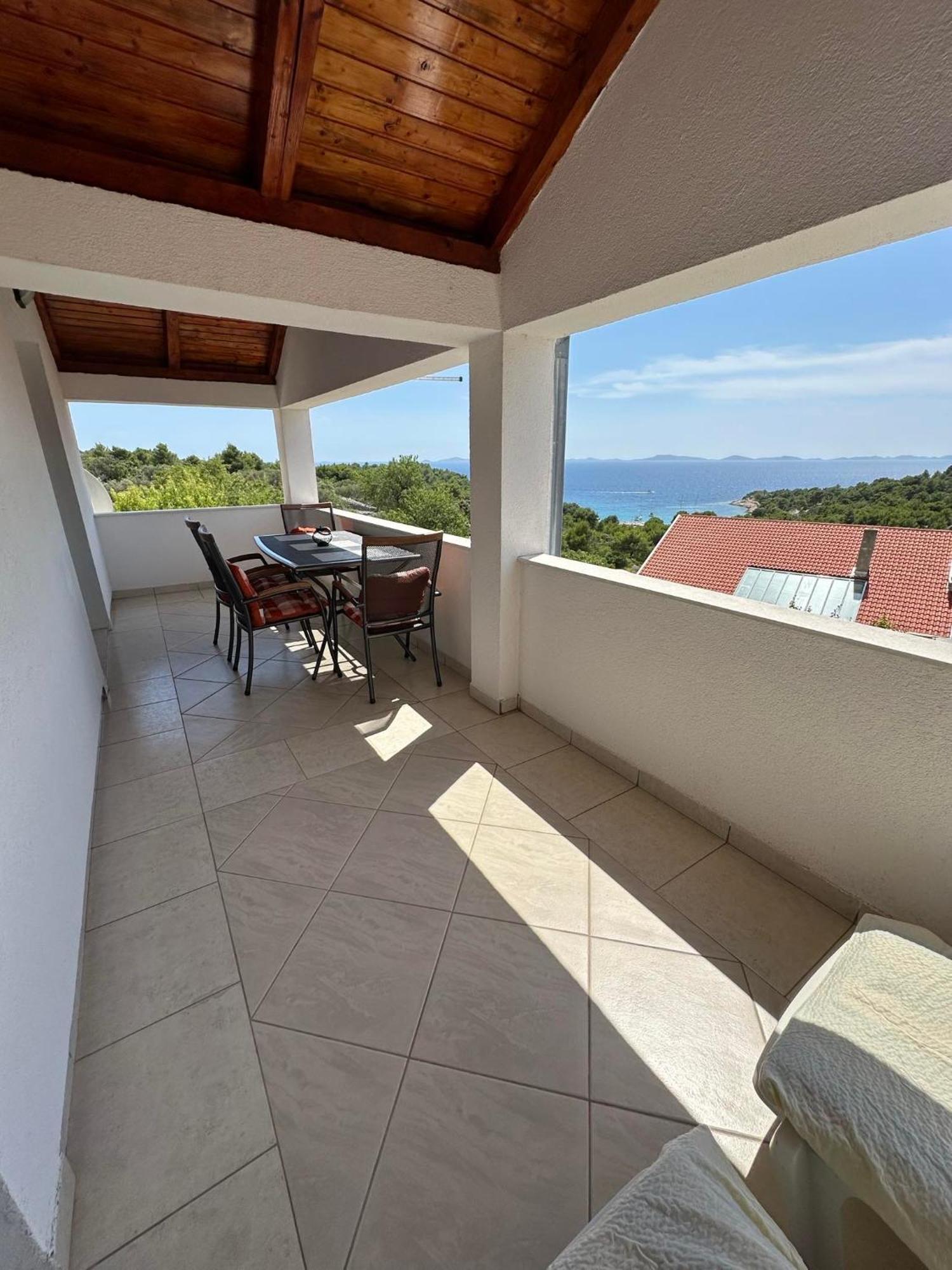 Apartmani Ljubica, Murter Bagian luar foto