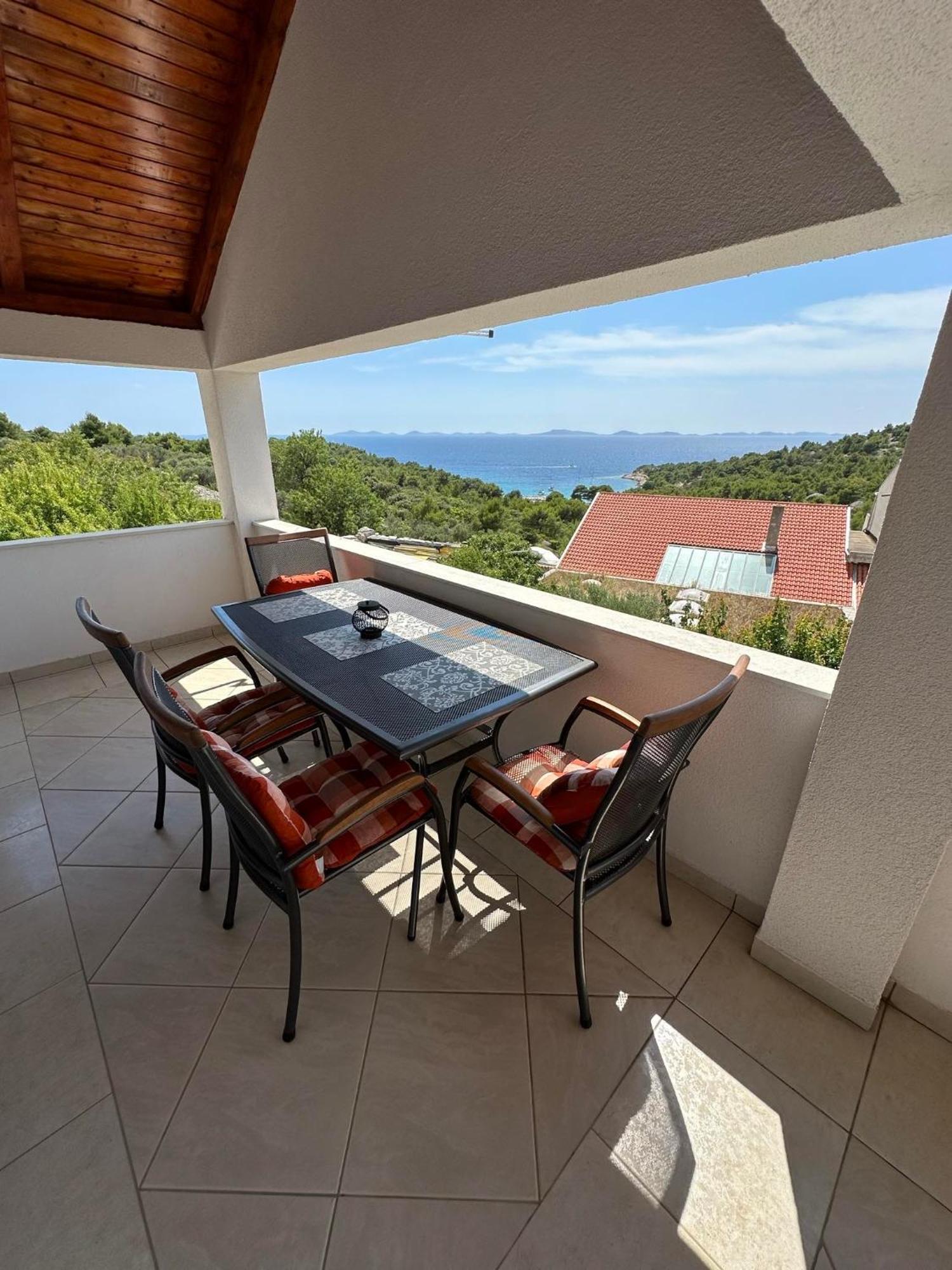 Apartmani Ljubica, Murter Bagian luar foto